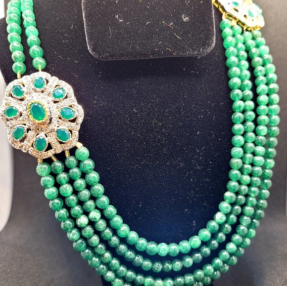 NATURAL 4 STRAND GREEN EMERALD ROUND BEADS NECKLAC - Picture 4 of 10